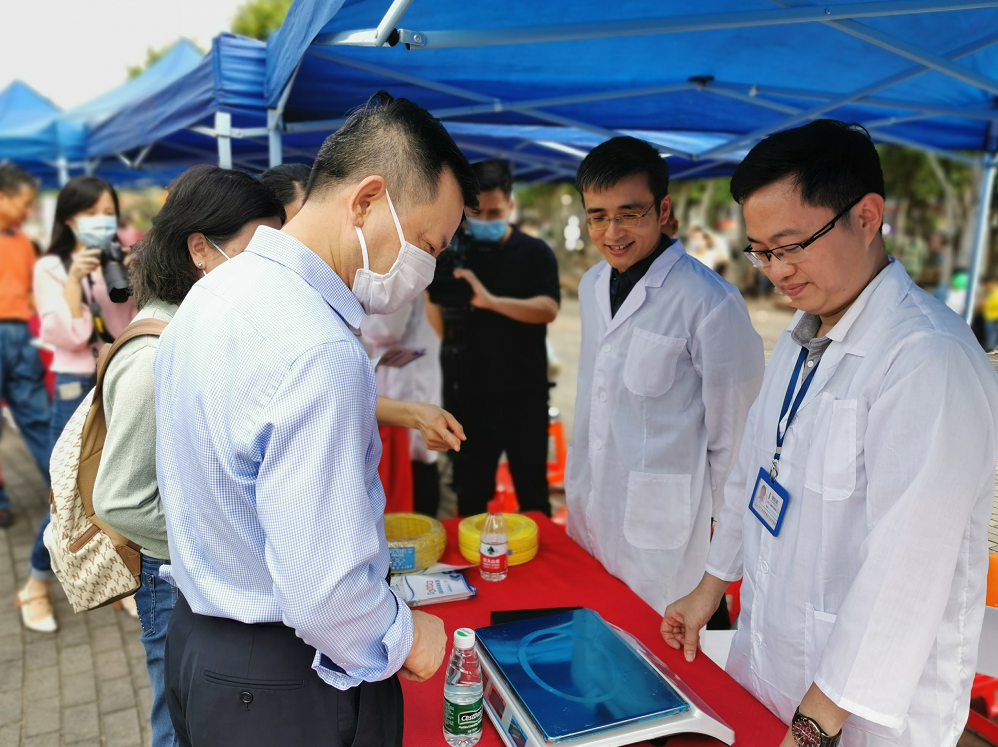廣東省市場監管局攜(xié)手廣州電纜進鄉鎮宣傳線纜質量安全(quán) 廣東省市場監管局攜手廣州電纜進鄉鎮(zhèn)宣傳線(xiàn)纜質量安全